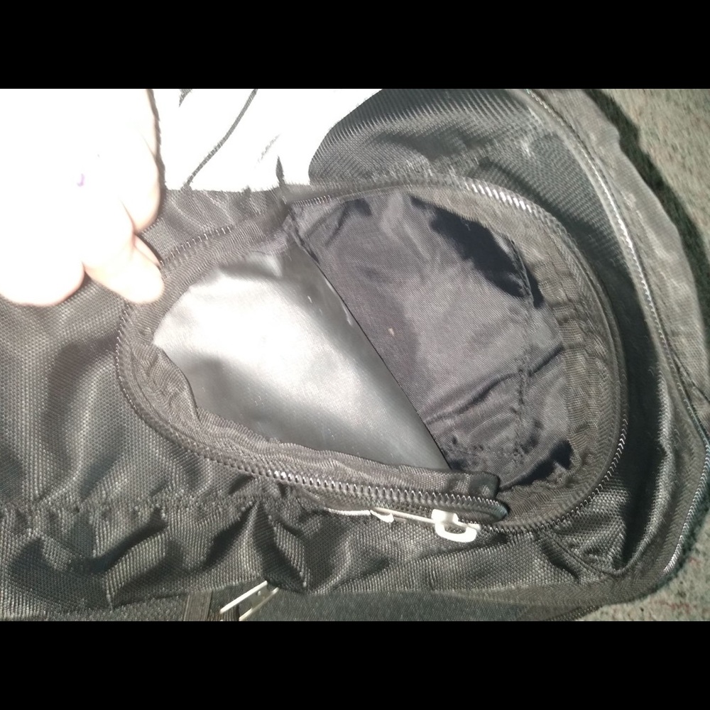 nike max air backpack, euc - Picture 3 of 9